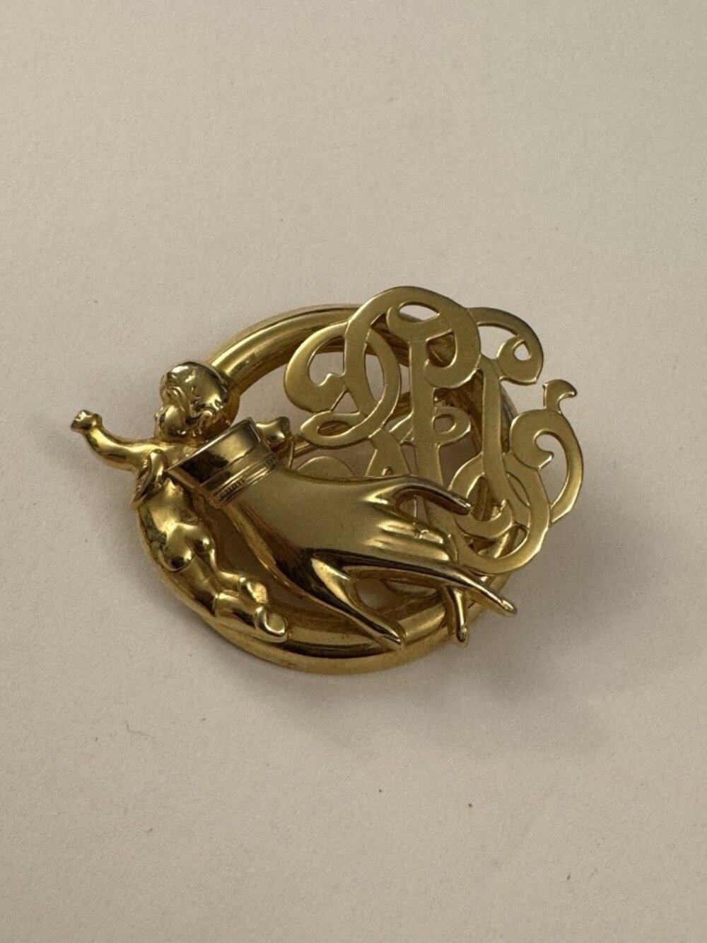 Vintage Hand Cupid Pin Brooch H17